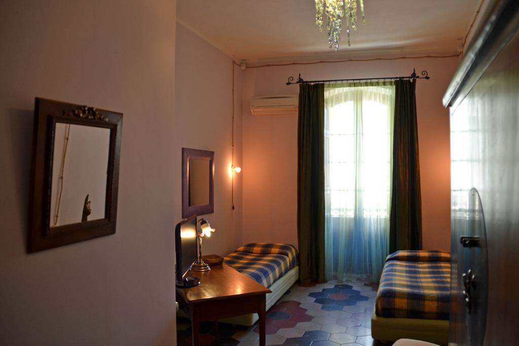 La Babbajola Hotel Iglesias Room photo